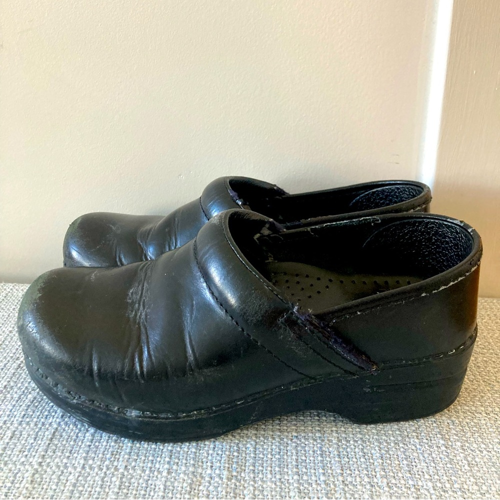 Dansko clogs black size 37
